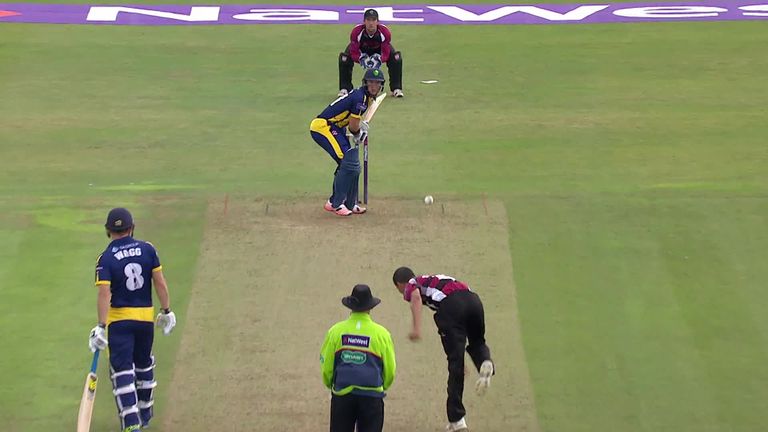 Glamorgan beat Somerset in thriller | Video | Watch TV Show | Sky Sports