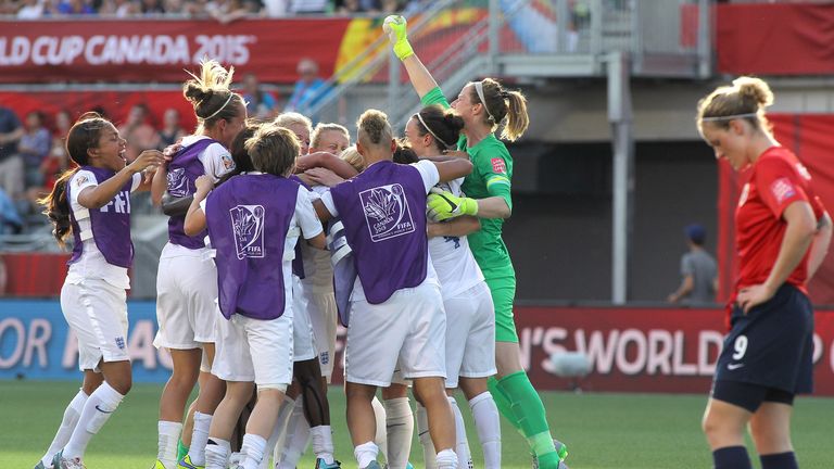 OTTAWA, ON - JUNE 22: Team England celebrates a victory over Norway during the FIFA Women's World Cup Canada 2015 round of 16 match between Norway and Engl