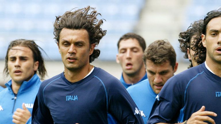 Italy national soccer Fabio Cannavaro, captain Paolo Maldini, Marco Materazzi, Christian Vieri and Alessandro Nesta run during a warm-up in Japan, 2002