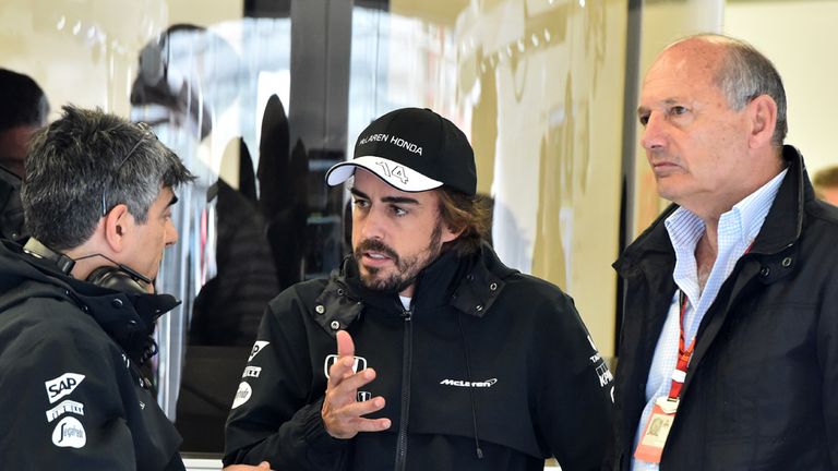 Fernando Alonso and Ron Dennis: 2015 Austrian GP