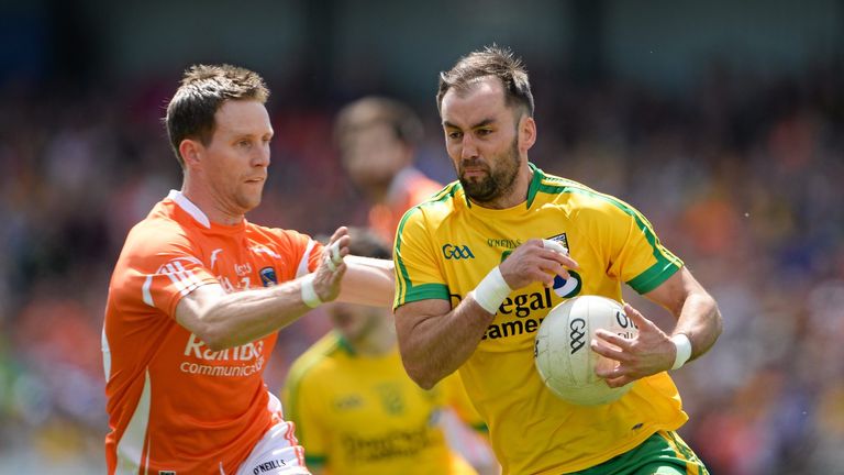Donegal's Karl Lacey in action against Finnian Moriarty of Armagh. 