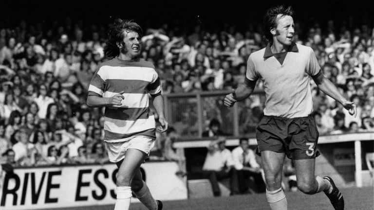  Queens Park Rangers footballer Stan Bowles (left)