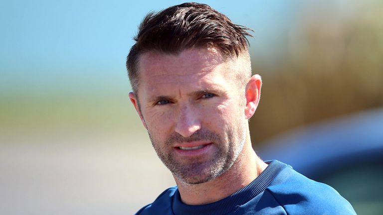 Robbie Keane Republic Of Ireland training