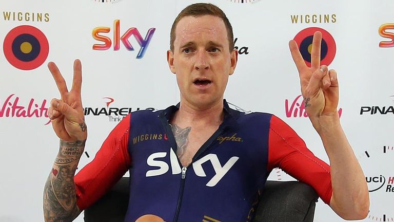 Sir Bradley Wiggins, UCI Hour Record