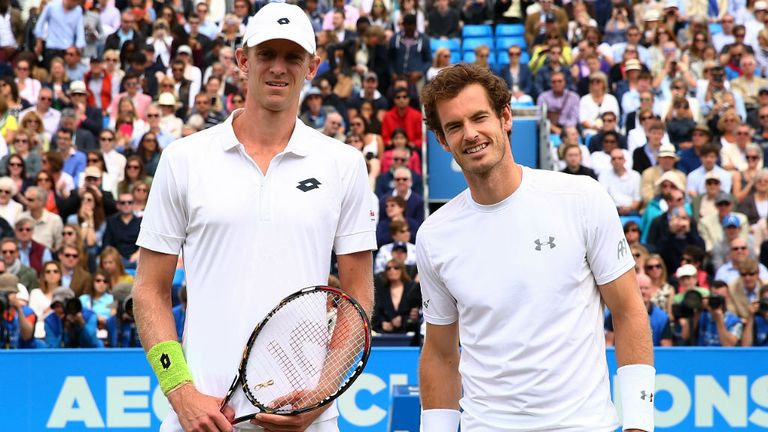 Kevin Anderson (L) of South Africa and Andy Murray of Great Britain pose prior to their Queen's Club final
