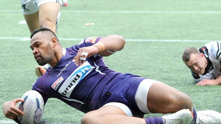 Ukuma Ta'ai  Huddersfield