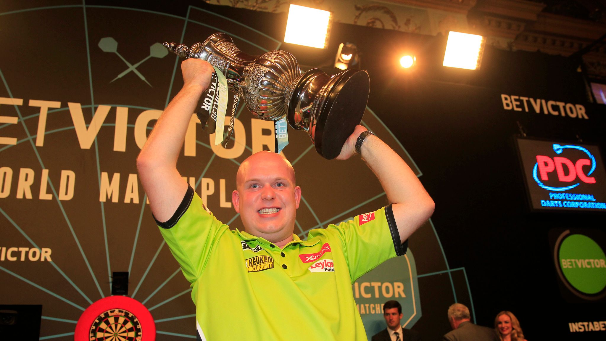 Michael van Gerwen should be proud of emotional World Matchplay win