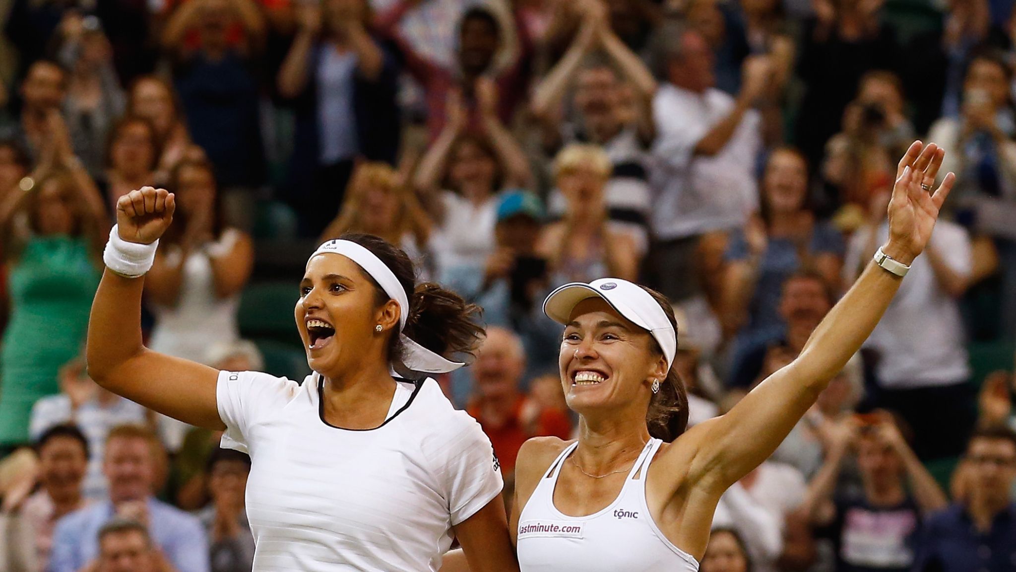 Martina Hingis Wins First Wimbledon Title Since 1998 With Sania Mirza ...