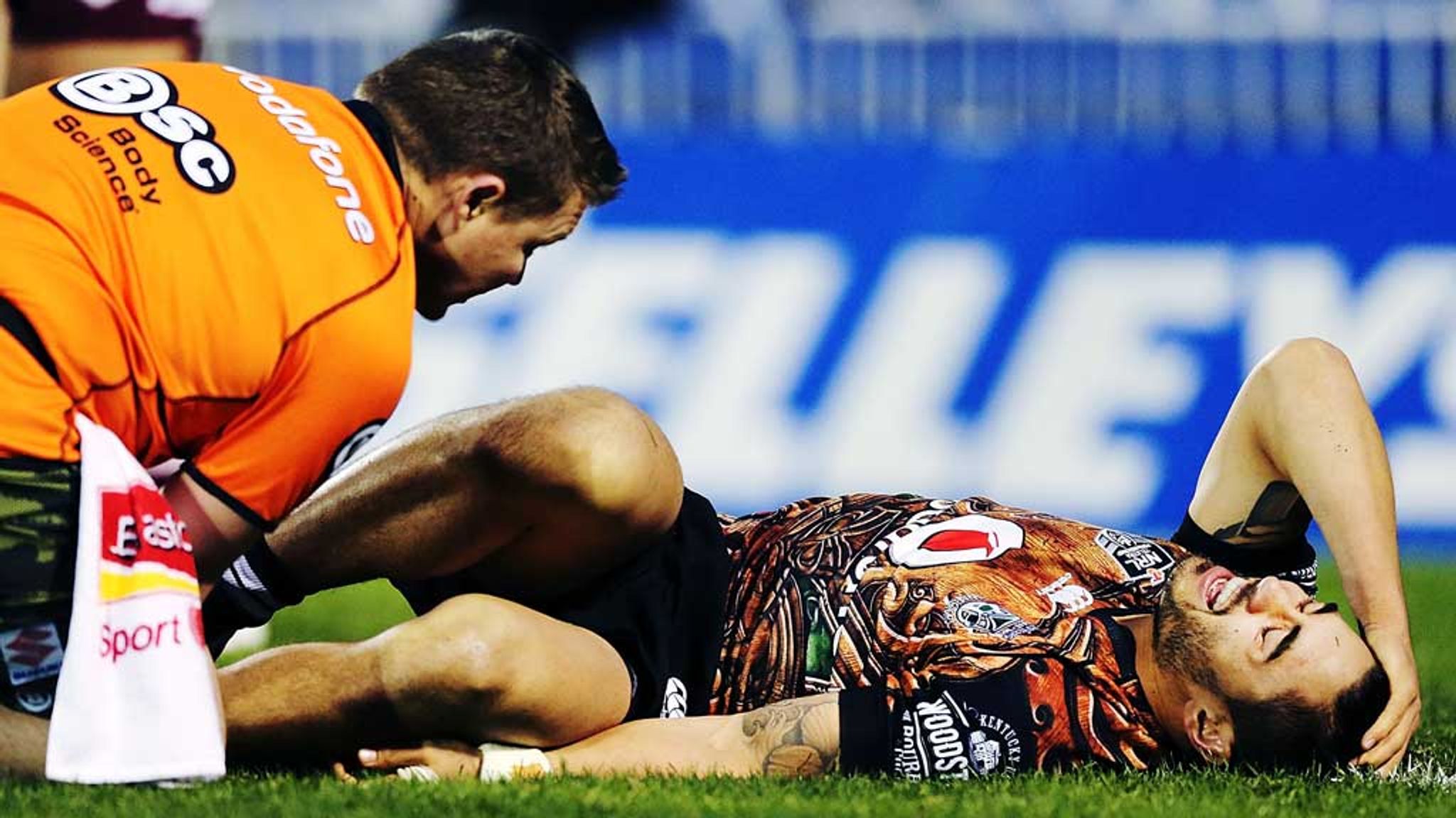 New Zealand's Shaun Johnson suffers ankle injury in NRL | Rugby ...