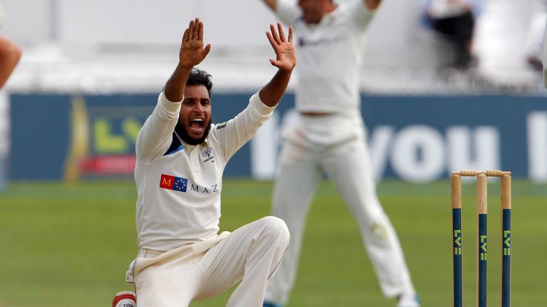 SCARBOROUGH, ENGLAND - JULY 22: Adil Rashid of Yorkshire appeals during day four of the LV County Championship division One match between Yorkshire and Mid
