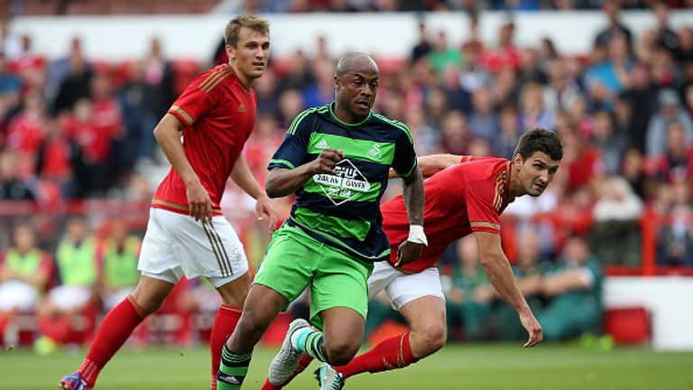 Andre Ayew of Swansea City controls the ball against Nottingham Forest