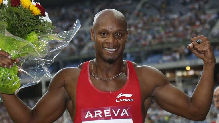 Asafa Powell celebrates his Diamond League success in Paris