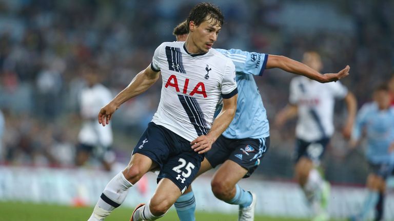 Benjamin Stambouli  of Tottenham Hotspur runs with the ball during the international friendly match between Sydney FC and Tott