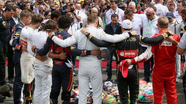 The F1 drivers pay tribute to Jules Bianchi on the Hungarian GP grid