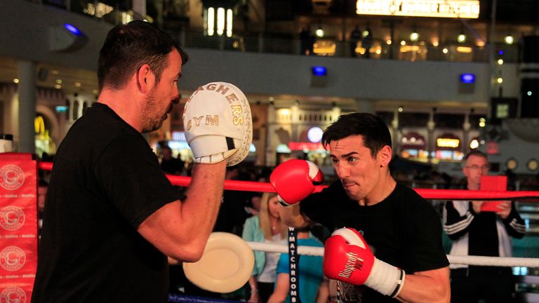 HIGH STAKES PROMOTION.PUBLIC TRAINING.ANTHONY CROLLA TRAINING.PIC;LAWRENCE LUSTIG