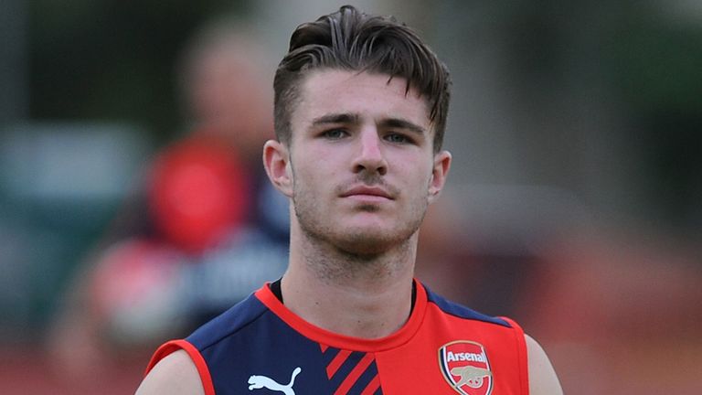 Dan Crowley: Loan move to Barnsley