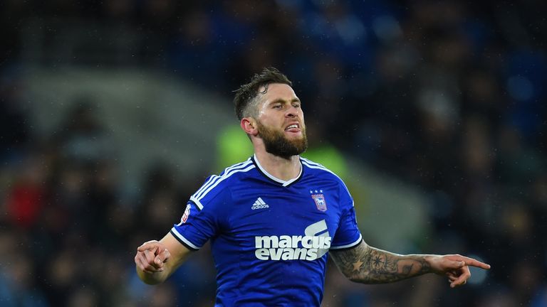 CARDIFF, WALES - OCTOBER 21:  Ipswich player Daryl Murphy celebrates after opening the scoring during the Sky Bet Championship match between Cardiff City a