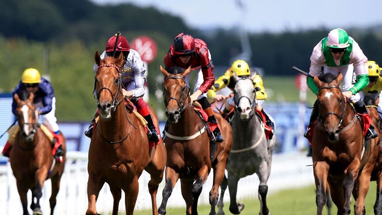 Dubday wins at Glorious Goodwood under Frankie Dettori