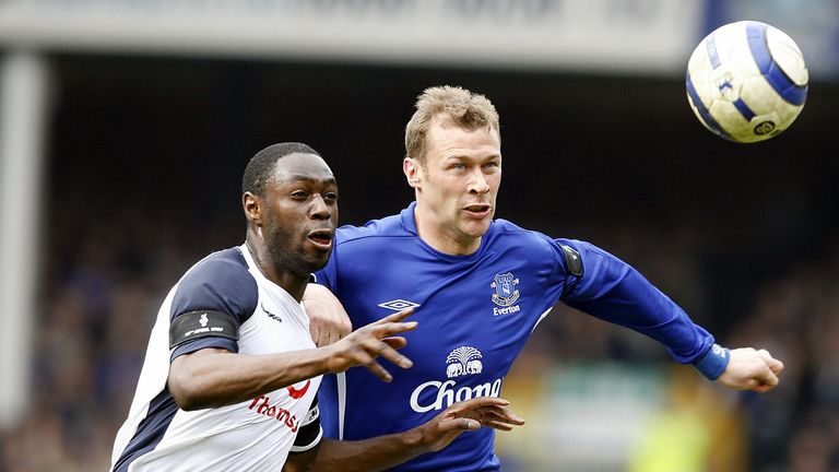 Everton's Duncan Ferguson vies with Tottenham Hotspur's Anthony Gardner 