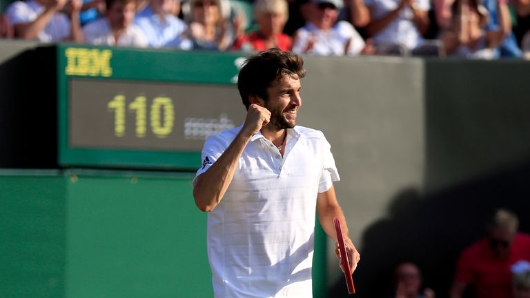 Gilles Simon: Will face Federer in last eight