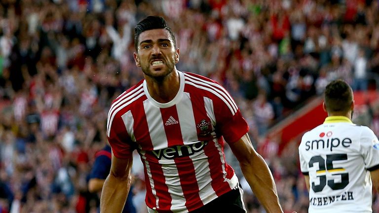  Graziano Pelle of Southampton celebrates after scoring to make it 1-0 during the UEFA Europa League Third Qualifying Round