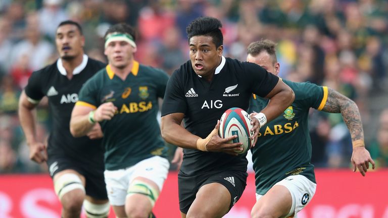 Julian Savea runs with the ball during the Rugby Championship match between the Springboks and All Blacks at Ellis Park on 4 October 2014