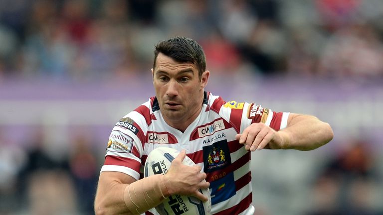 Matty Smith kicked a last-minute penalty to give Wigan a 26-24 win over Leeds