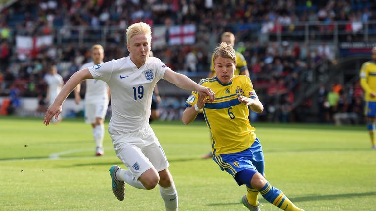 OLOMOUC, CZECH REPUBLIC - JUNE 21: Will Hughes of England battles Oscar Lewicki of Sweden during the UEFA Under21 European Championship 2015 match between 