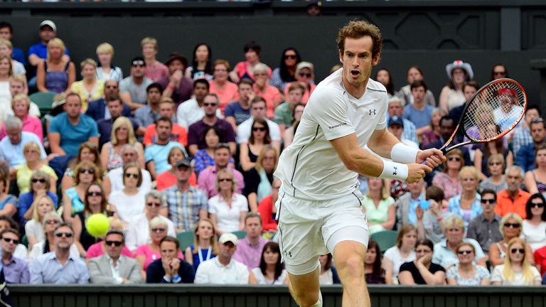 Murray got off to a great start by taking the first set 6-4