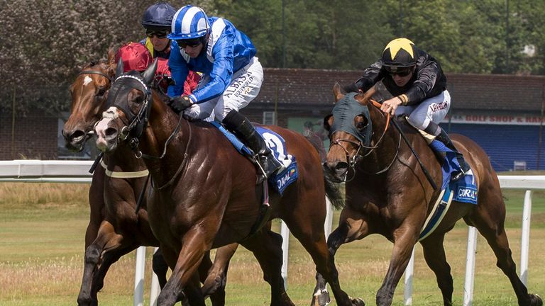Waady tees up a tilt at the Nunthorpe Stakes with a taking display under Paul Hanagan in the Coral Charge at Sandown