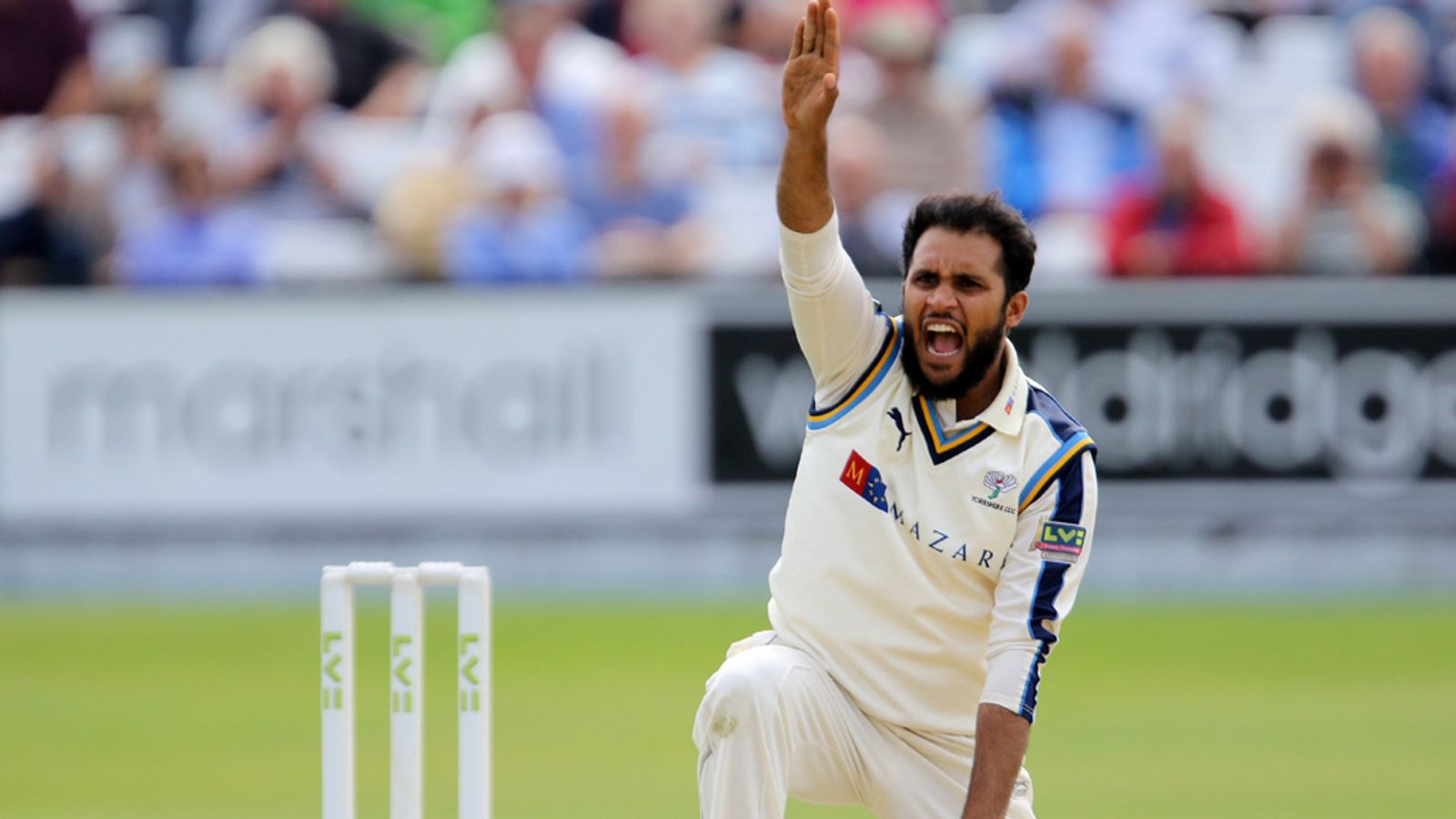 CCD1 Adil Rashid Rocks Sussex To Keep Yorkshire On Top Cricket News CCD1 Adil Rashid Rocks Sussex To Keep Yorkshire On Top Cricket News