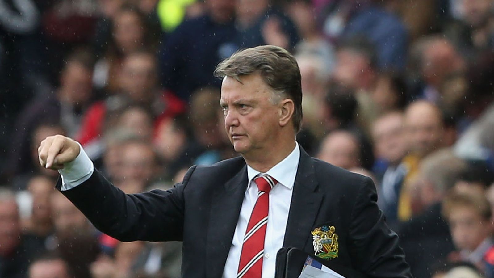 Louis van Gaal disappointed with Manchester derby draw
