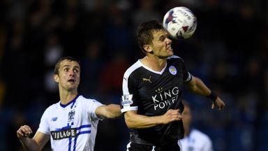 Image of Dean Hammond: Leicester midfielder stays on loan at Sheffield United