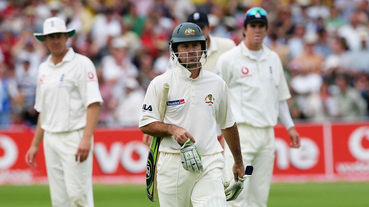 NOTTINGHAM, UNITED KINGDOM - AUGUST 27:  Ricky Ponting of Australia leaves the field after being run out during day three of the Fourth npower Ashes Test b