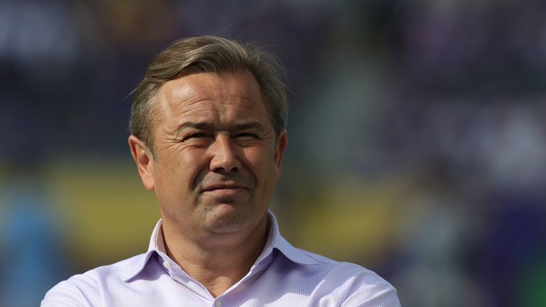 Adrian Heath: Will he change his team's formation again this weekend?