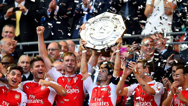 LONDON, ENGLAND - AUGUST 02:  Captain Mikel Arteta of Arsenal lifts the trophy after their 1-0 win in the FA Community Shield match between Chelsea and Ars