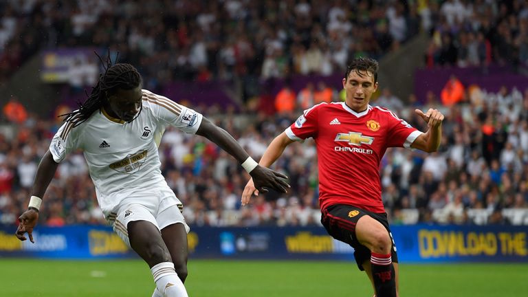 Swansea striker Bafetimbi Gomis scores