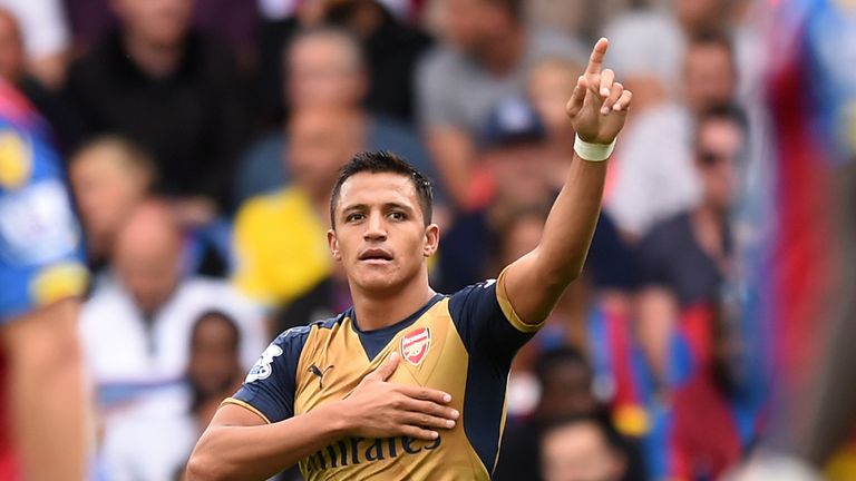 Arsenal's Alexis Sanchez celebrates 