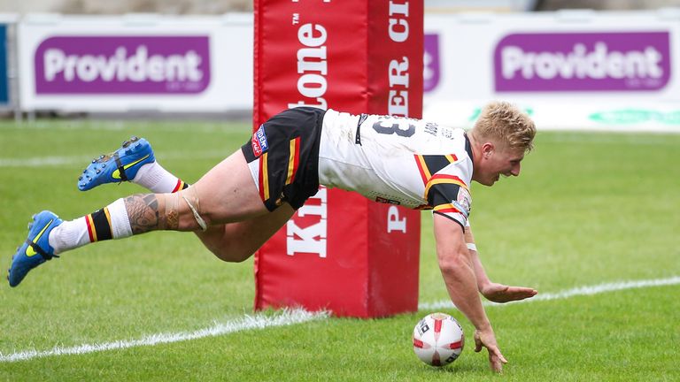 Bradford's Danny Addy scores a try in emphatic win