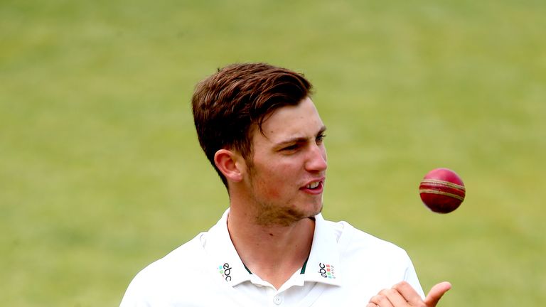 Ed Barnard of Worcestershire warms up ahead of Day 1 of the  LV County Championship Division One match between Hampshire and Worcestershire