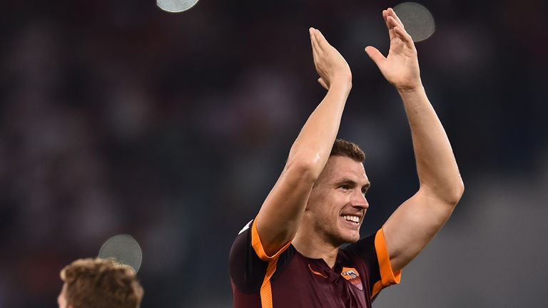 Edin Dzeko celebrates Roma's victory