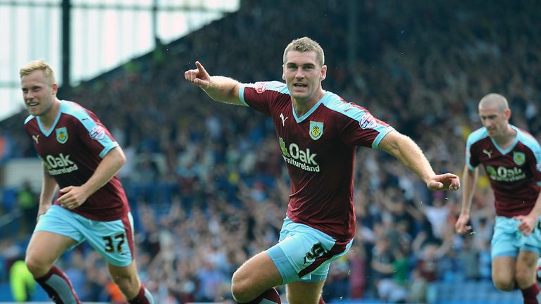 Burnley's Sam Vokes celebrates scoring his team's equalising goal