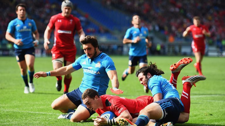 George North of Wales scores his second try against Italy during the 2015 Six Nations