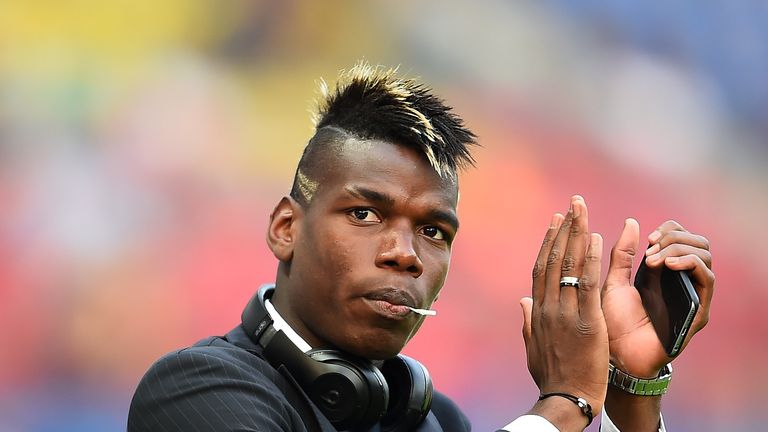 BERLIN, GERMANY - JUNE 06:  Paul Pogba of Juventus applauds the fans prior to the UEFA Champions League Final between Juventus and FC Barcelona at Olympias