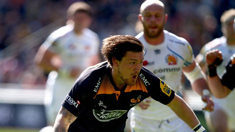 Guy Thompson of Wasps in action during the Aviva Premiership match between Wasps and Exeter Chiefs