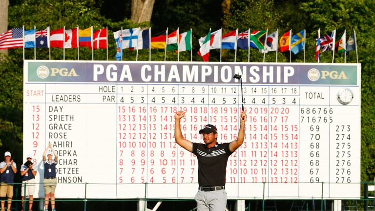  Jason Day of Australia celebrates on the 18th green after winning the 2015 PGA Championship with a score of 20-under par