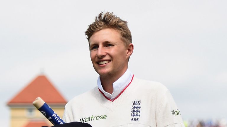 NOTTINGHAM, ENGLAND - AUGUST 08:  Joe Root of England walks off clutching a stump afterwinning the Ashes on day three of the 4th Investec Ashes Test match 