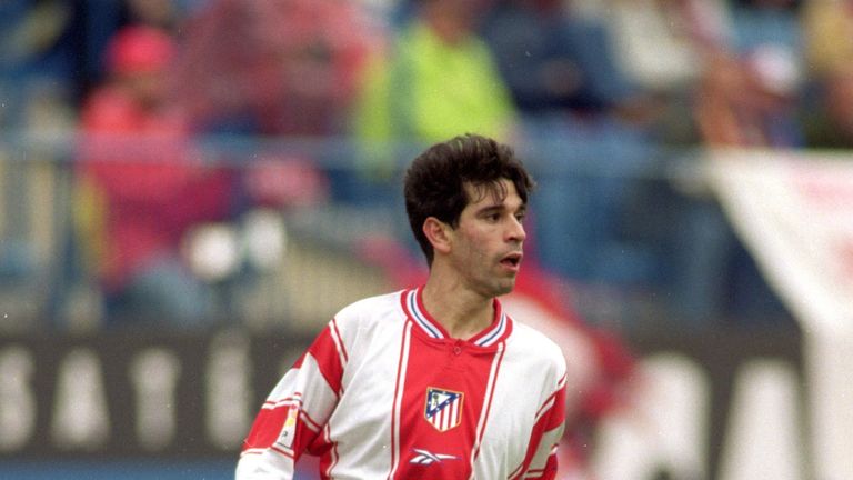 16 Apr 2000:  Juan Valeron of Atletico Madrid in action during the Primera Liga match against Malaga at the Vicente Calderon Stadium in Madrid, Spain