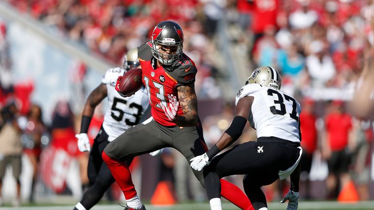 Mike Evans #13 of the Tampa Bay Buccaneers runs after a reception in the first half of the game against the New Orleans Saints at 