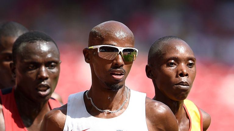 Great Britian's Mo Farah (centre) on his way to qualifying for the Men's 5000m final, during day five of the IAAF World Championships at the Beijing Nation
